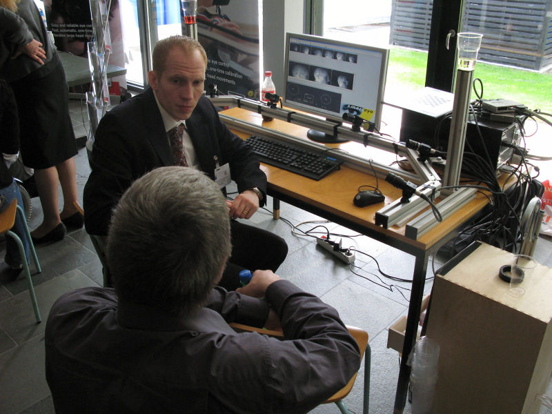 File:COGAIN2009 expo3.jpg