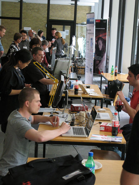 File:COGAIN2009 expo1.jpg